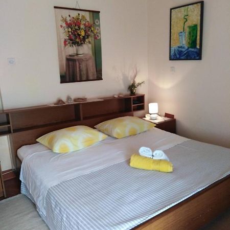 Villa Pero Apartman Sukošan Exterior foto